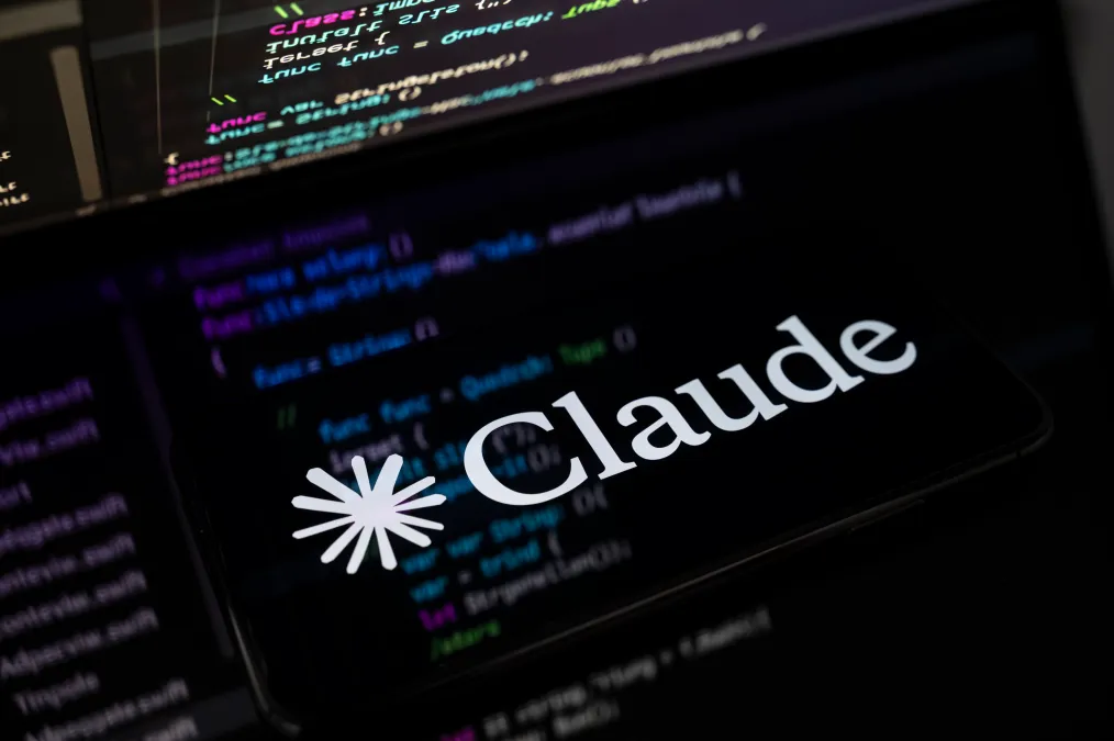 Claude Helps Nobel Laureate Solve Physics Puzzle: Dev Insights